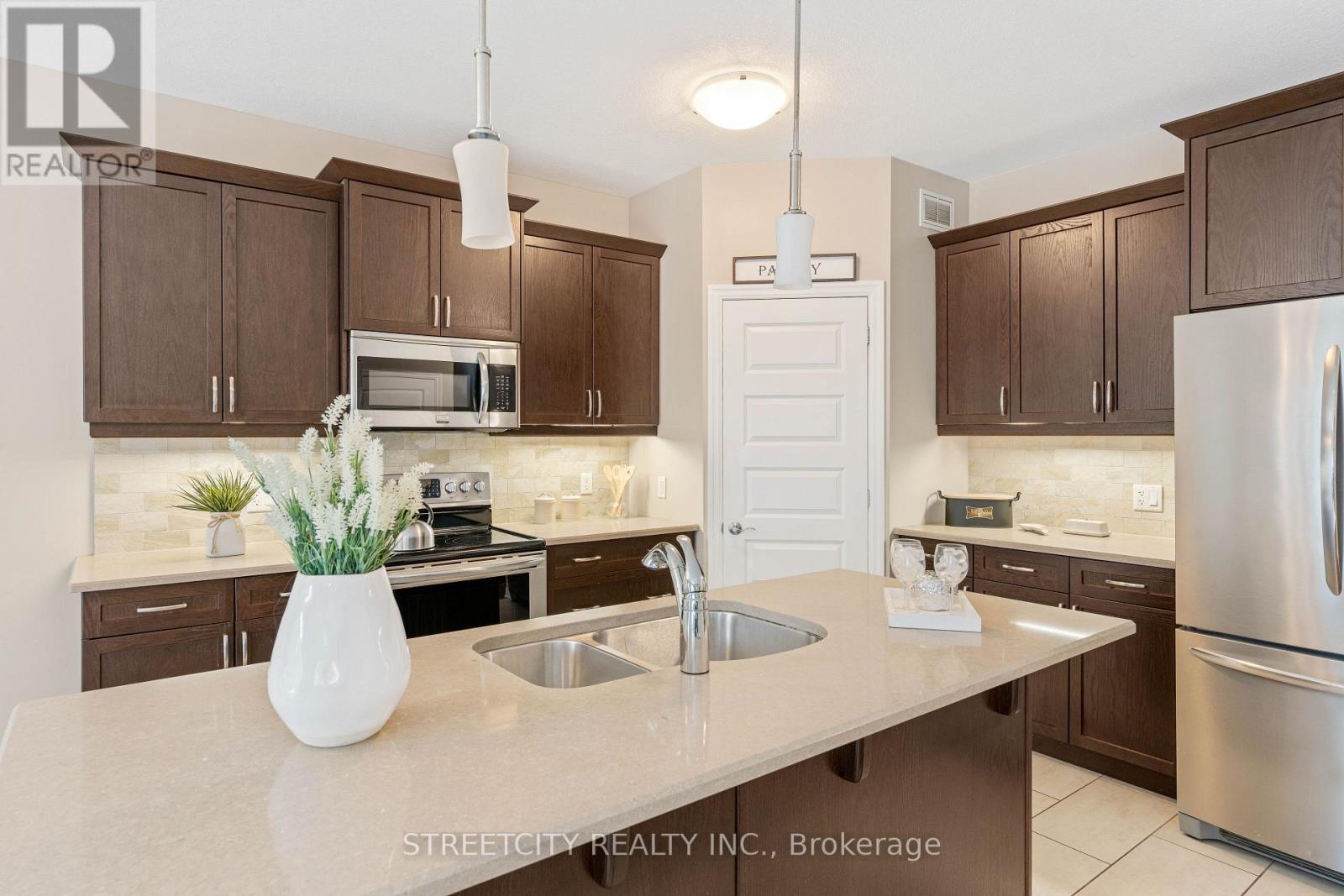 1287 Howlett Circle, London North (North C), Ontario  N5X 0K6 - Photo 13 - X12480392
