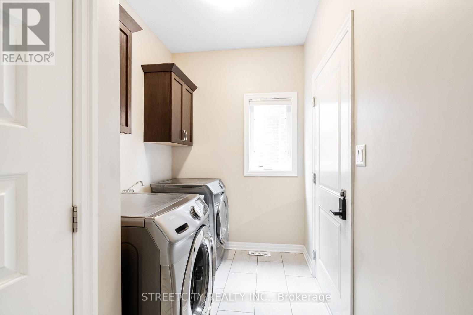 1287 Howlett Circle, London North (North C), Ontario  N5X 0K6 - Photo 17 - X12480392