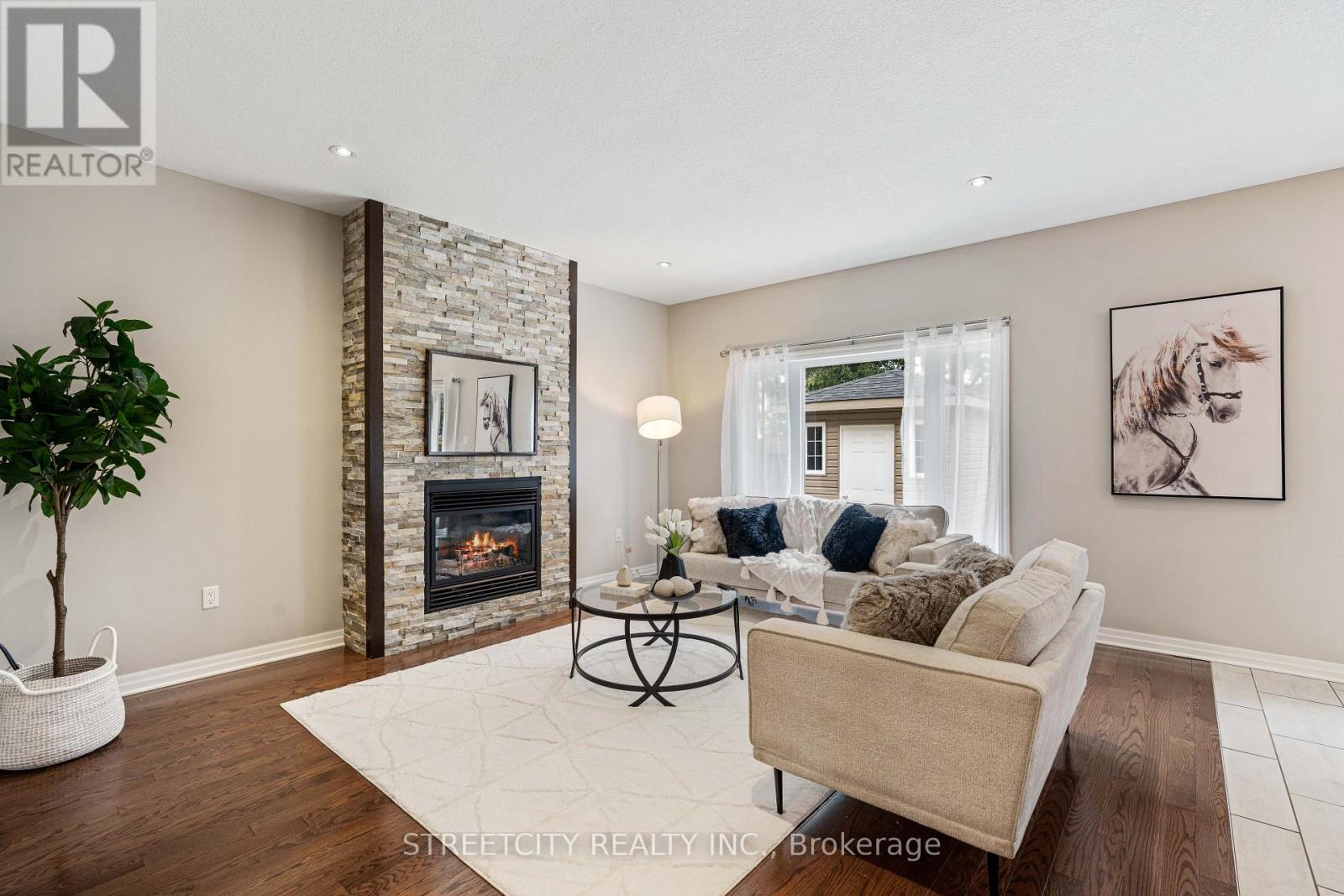 1287 Howlett Circle, London North (North C), Ontario  N5X 0K6 - Photo 7 - X12480392