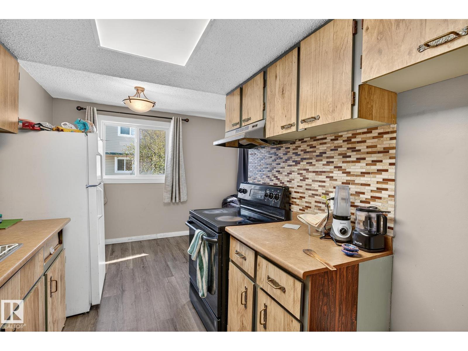 1474 Lakewood Rd W Nw, Edmonton, Alberta  T6K 3M2 - Photo 12 - E4463332