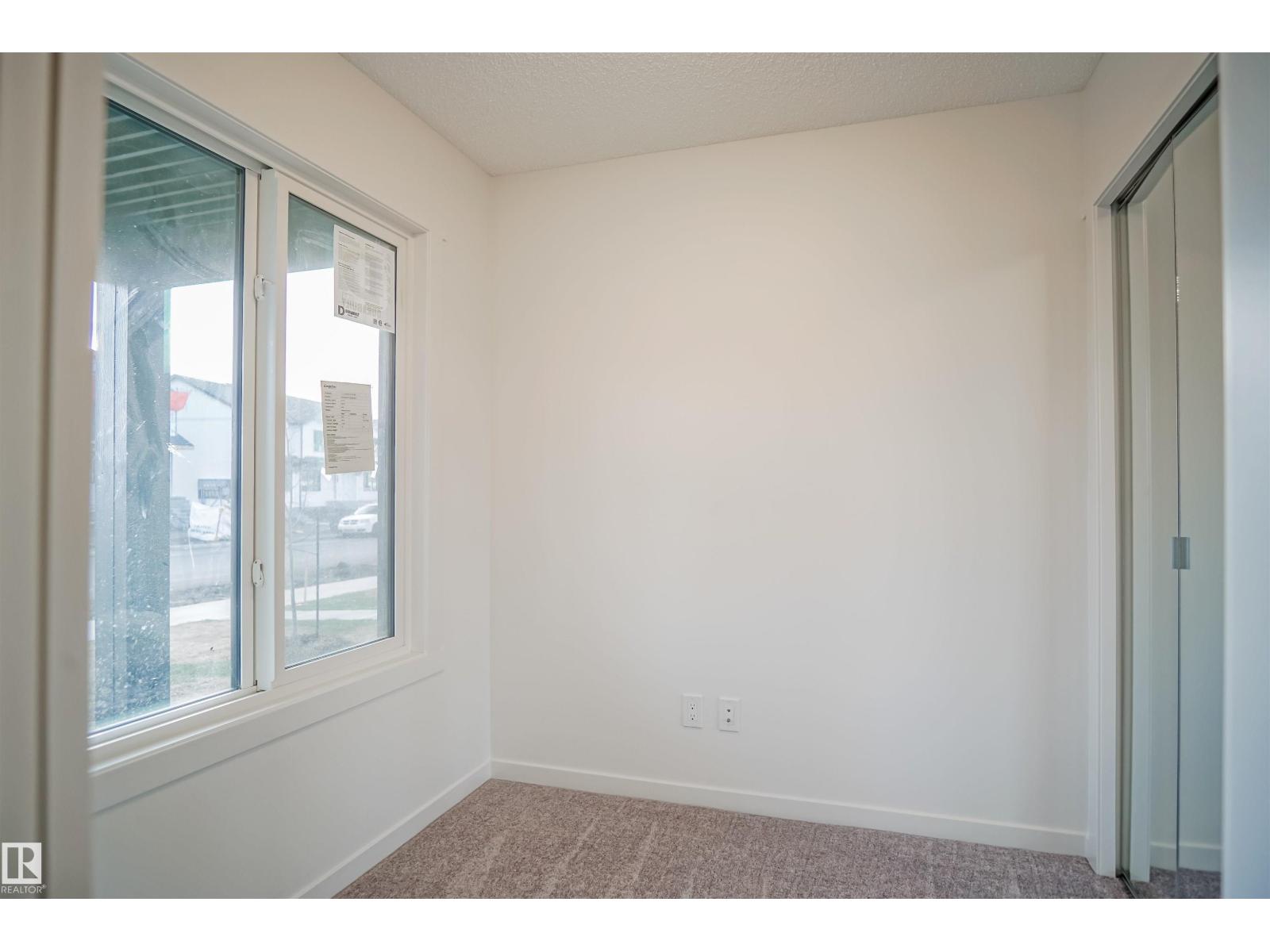 523 Aster Dr Nw, Edmonton, Alberta  T6T 2N8 - Photo 3 - E4463335