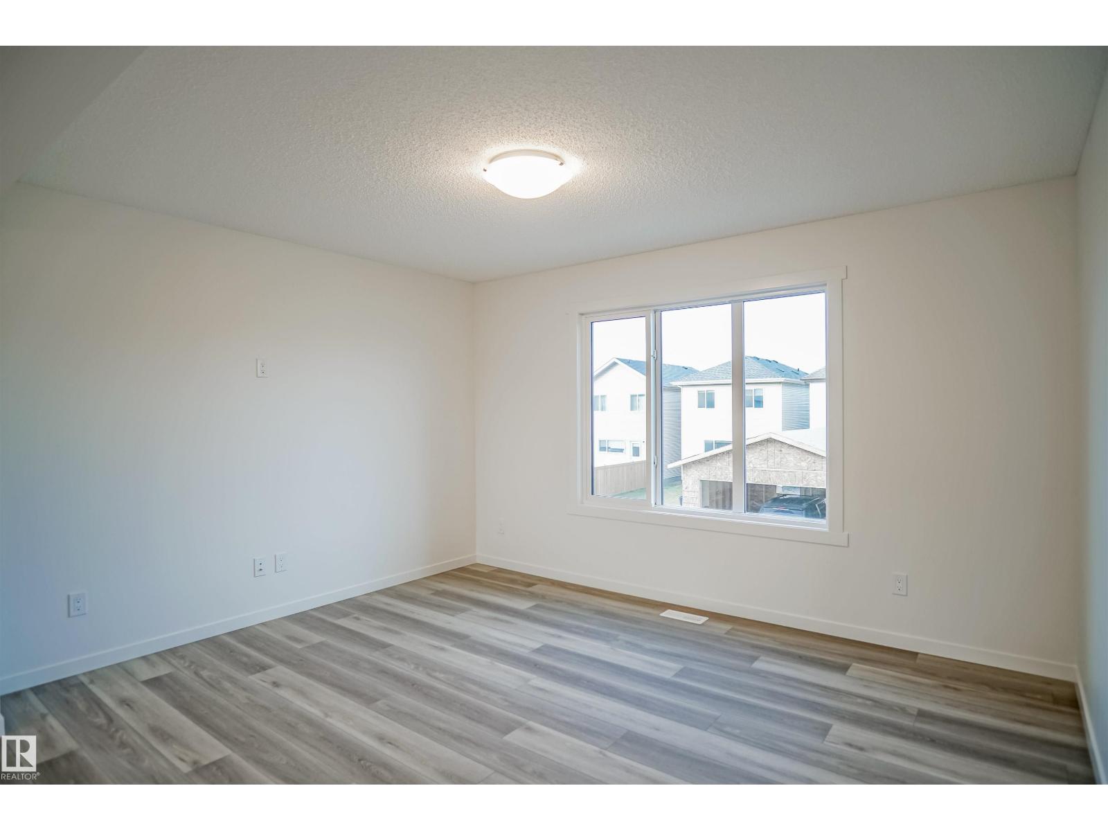 523 Aster Dr Nw, Edmonton, Alberta  T6T 2N8 - Photo 5 - E4463335