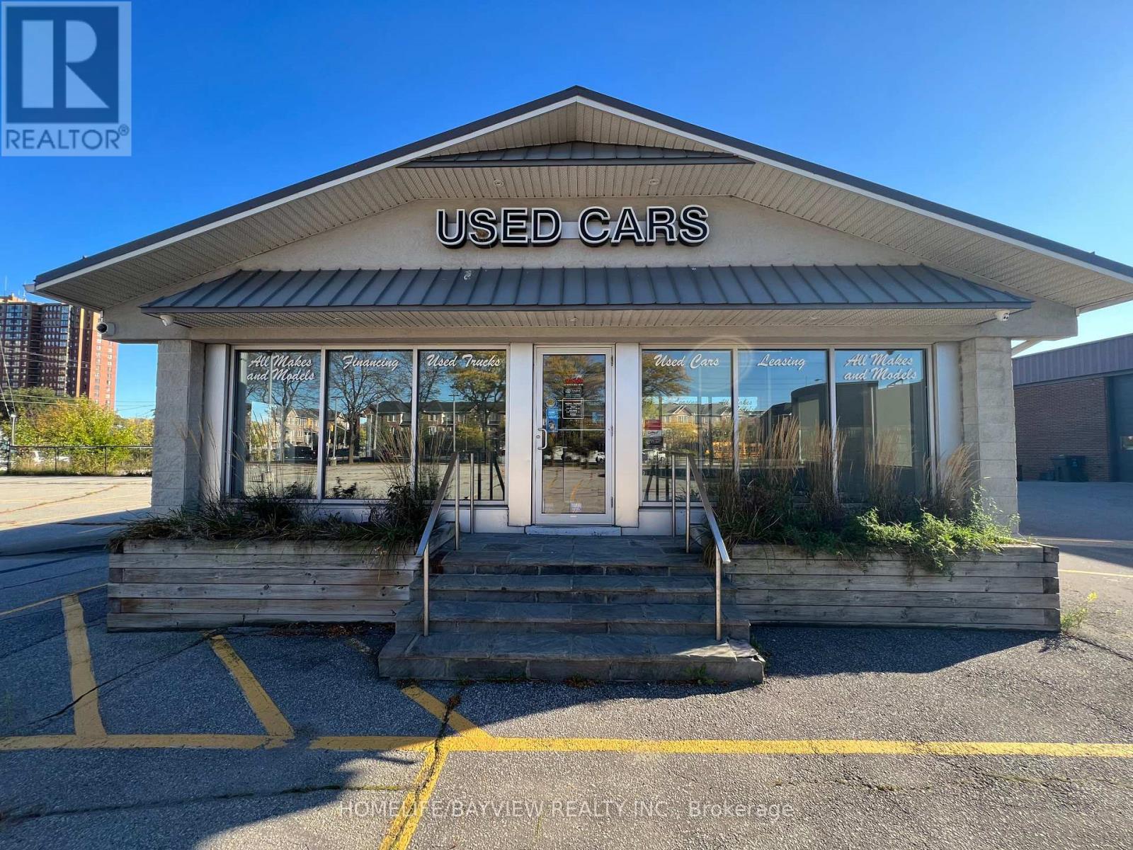 2851 EGLINTON AVENUE E, toronto (eglinton east), Ontario