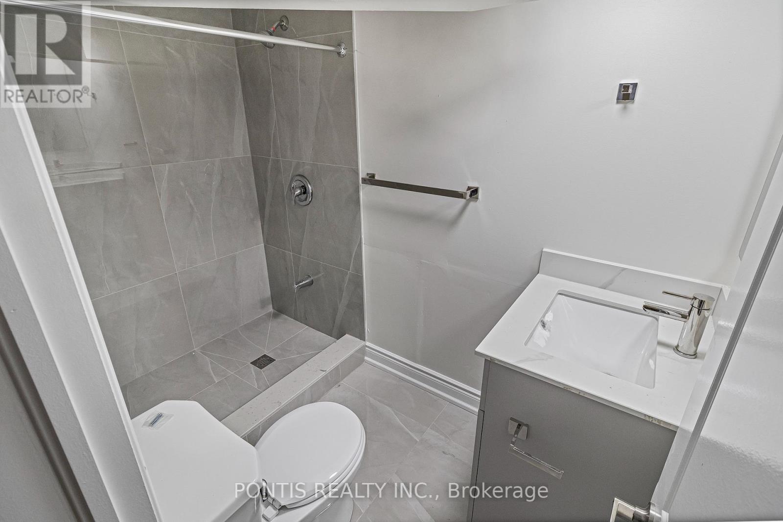 207 Bowman Street, Hamilton, Ontario  L8S 2T9 - Photo 23 - X12480055