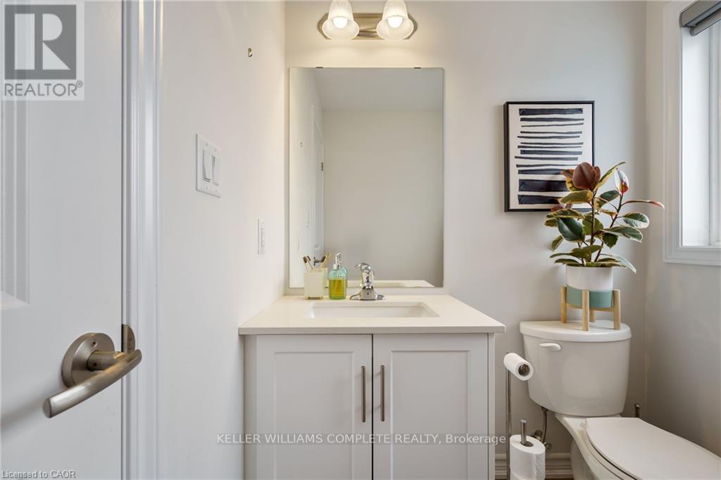 52 Cadwell Lane, Hamilton, Ontario  L9C 0E8 - Photo 25 - X12480079