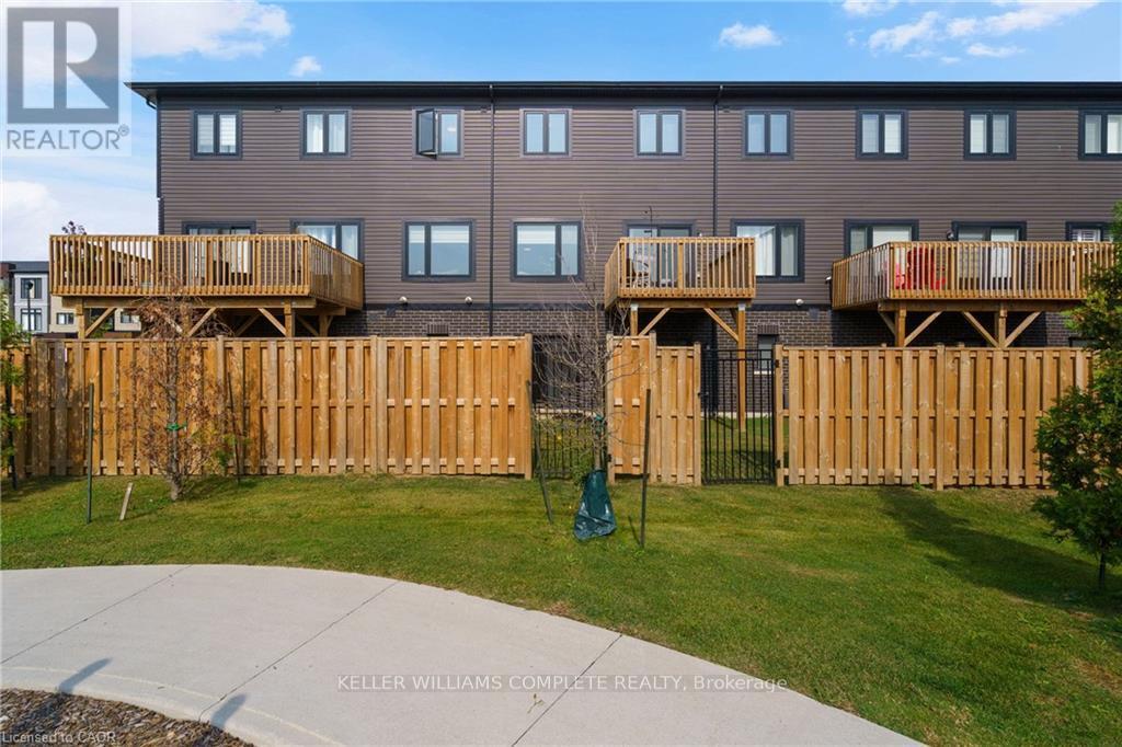 52 Cadwell Lane, Hamilton, Ontario  L9C 0E8 - Photo 34 - X12480079