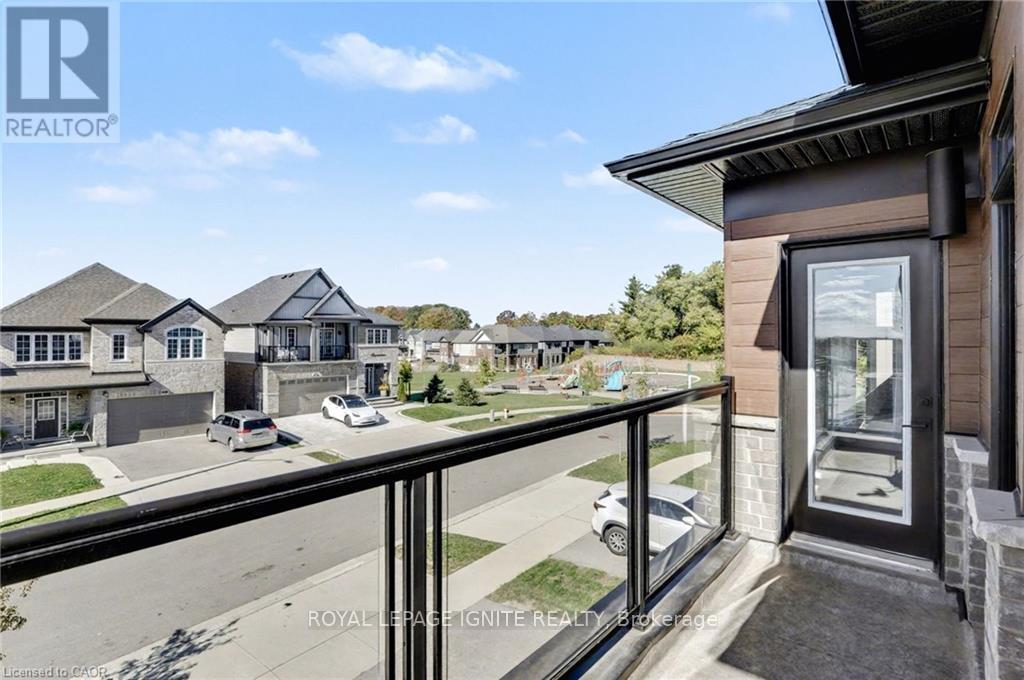 156 Ridgemount Street, Kitchener, Ontario  N2P 0K4 - Photo 25 - X12480154