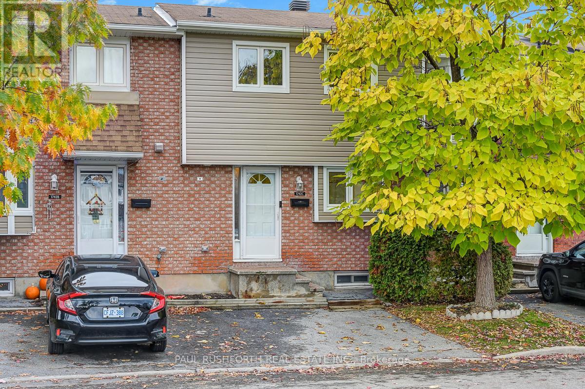 C - 1742 LAMOUREUX DRIVE, Ottawa, Ontario