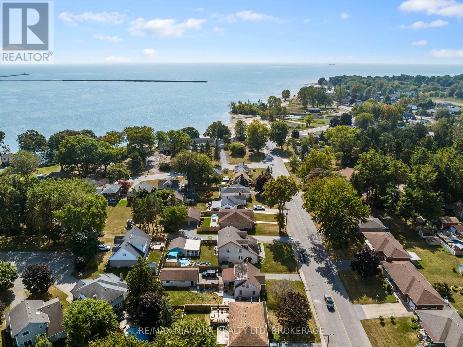 47 Rosemount Avenue, Port Colborne, Ontario  L3K 5P8 - Photo 35 - X12480273