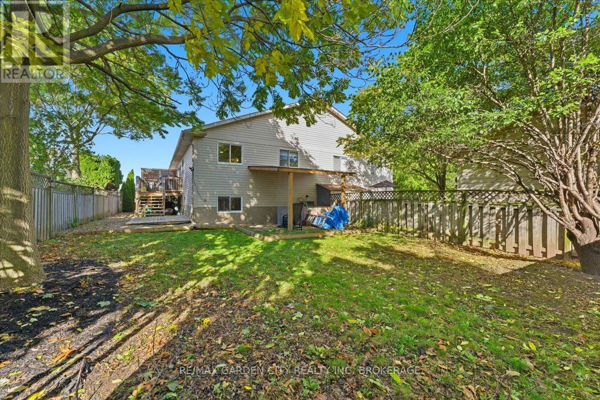 4 Fox Trail Drive, St. Catharines (Rykert/vansickle), Ontario  L2S 3T7 - Photo 39 - X12480311