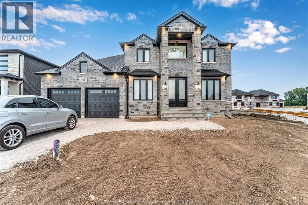 MLS# 25027058: 310 BENSON, Amherstburg, Canada