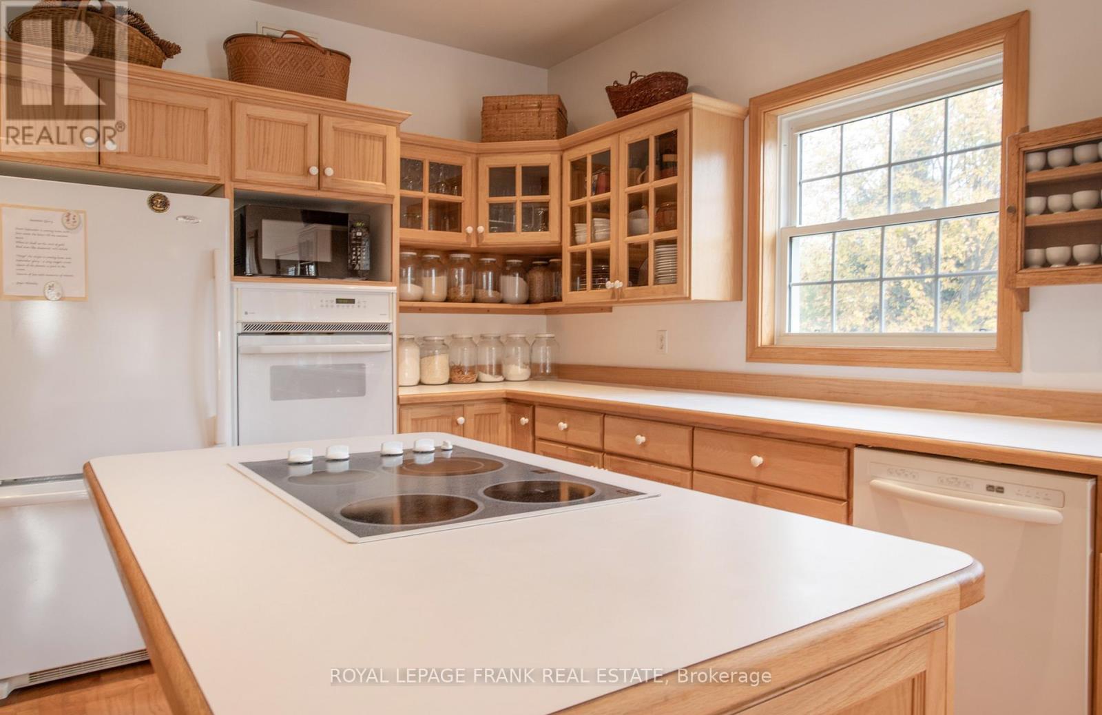 556 Hwy 7a Highway, Kawartha Lakes, Ontario  L0A 1A0 - Photo 27 - X12480395