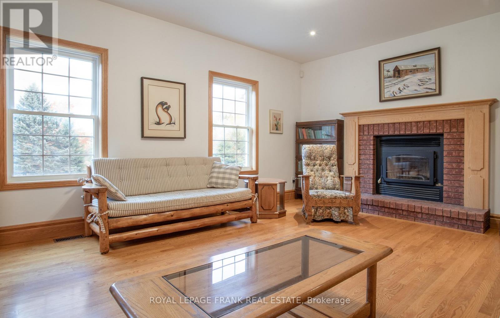 556 Hwy 7a Highway, Kawartha Lakes, Ontario  L0A 1A0 - Photo 29 - X12480395