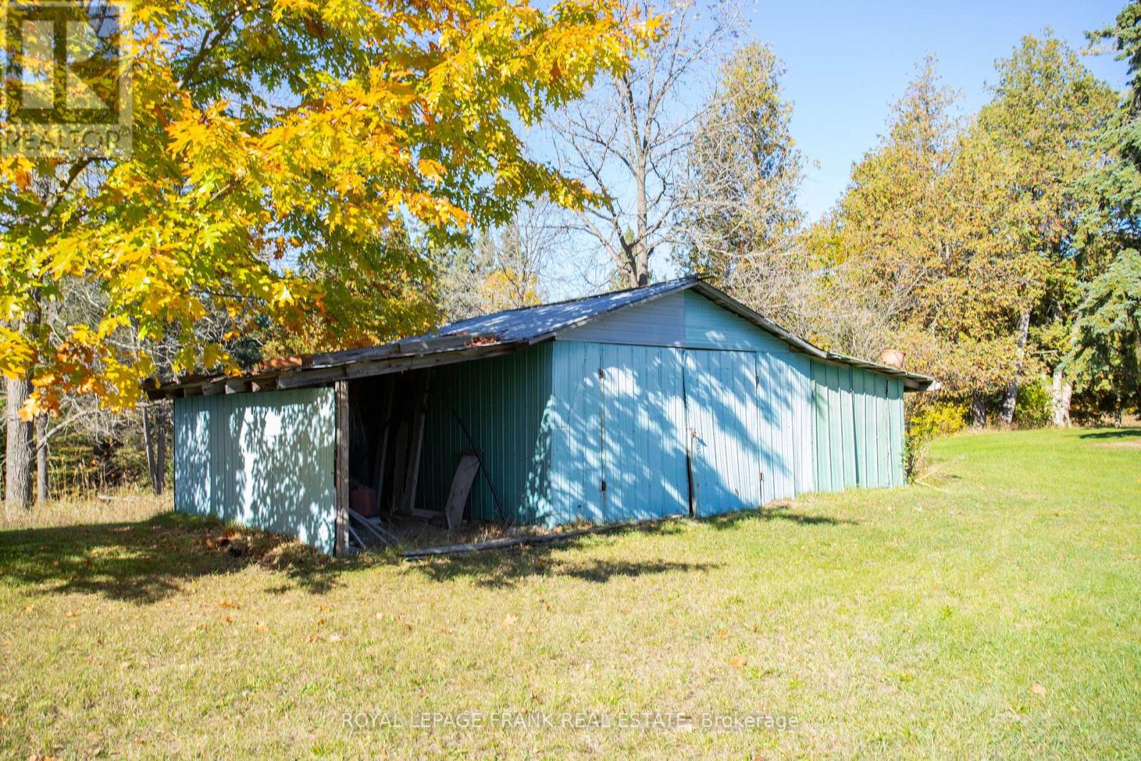556 Hwy 7a Highway, Kawartha Lakes, Ontario  L0A 1A0 - Photo 43 - X12480395