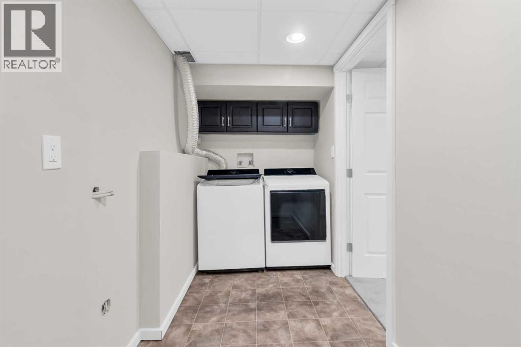 968 Bracewood Rise Sw, Calgary, Alberta  T2W 3C9 - Photo 26 - A2259125