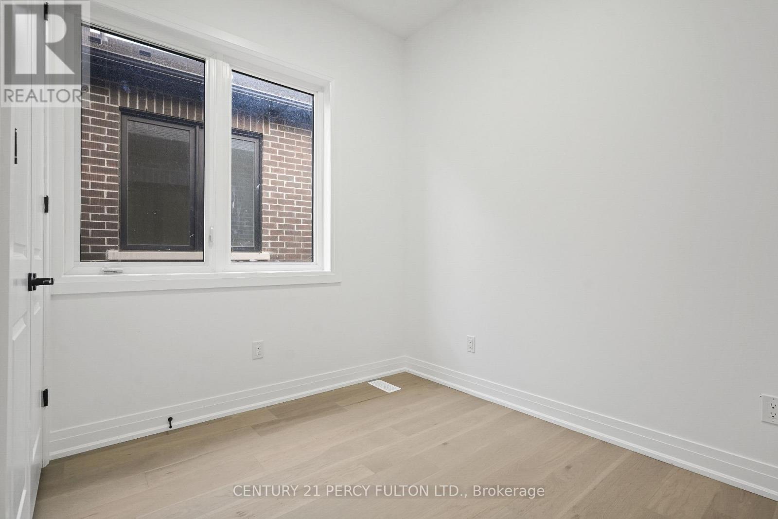 6618 Harmony Hill, Mississauga, Ontario  L5W 1S5 - Photo 14 - W12480182