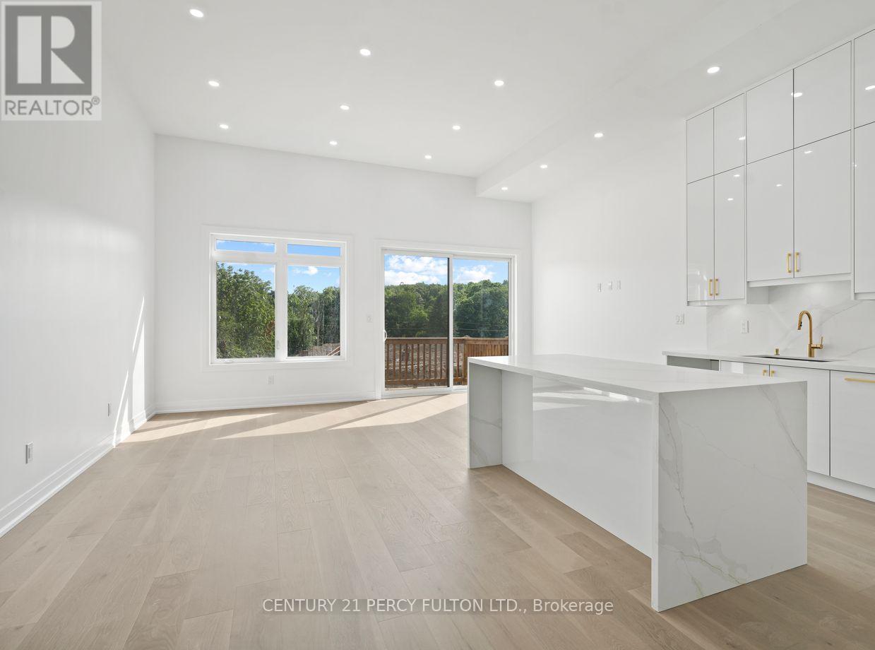 6618 Harmony Hill, Mississauga, Ontario  L5W 1S5 - Photo 4 - W12480182