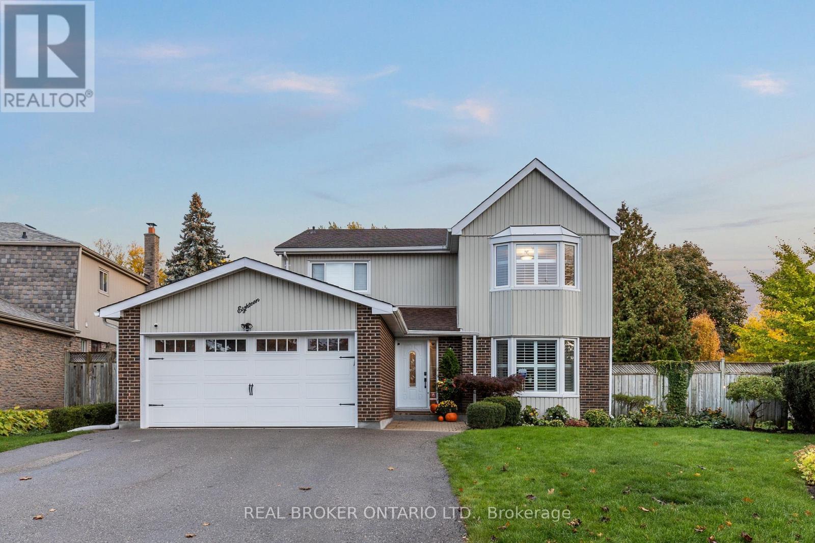 18 MANSFIELD STREET, Brampton, Ontario