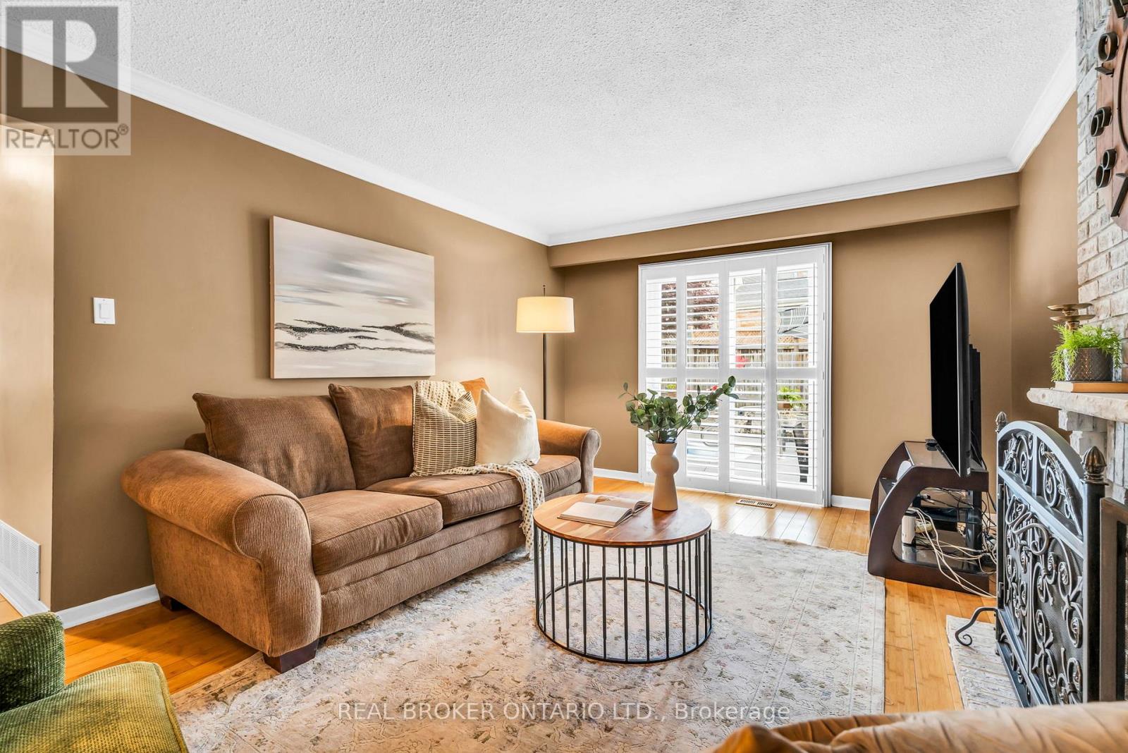 18 Mansfield Street, Brampton (Central Park), Ontario  L6S 2Y4 - Photo 17 - W12480188