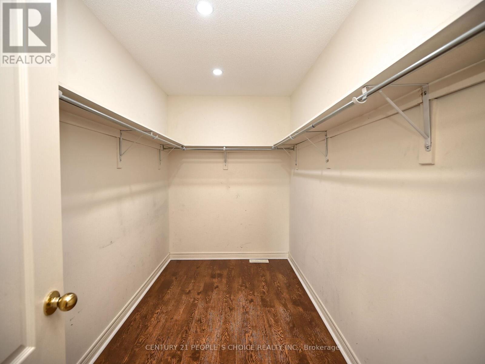 502 Van Kirk Drive, Brampton, Ontario  L7A 0L6 - Photo 22 - W12480193