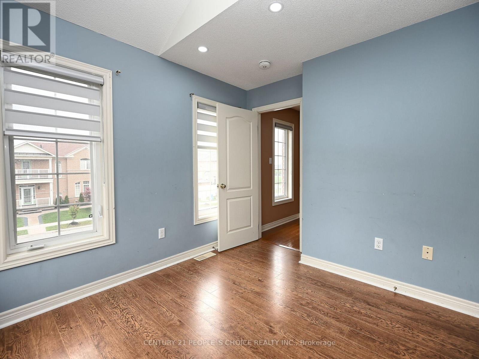 502 Van Kirk Drive, Brampton, Ontario  L7A 0L6 - Photo 30 - W12480193