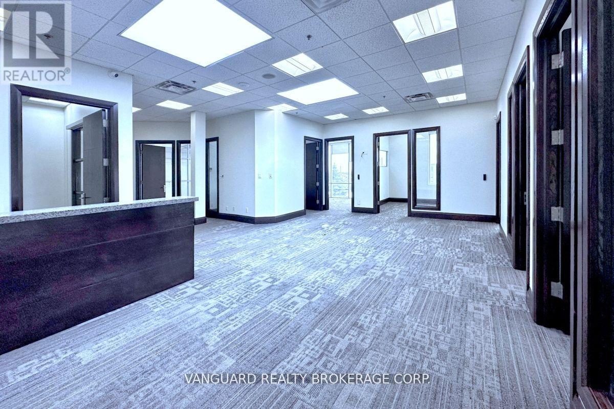 1c - 8 Cadetta Road, Brampton (Highway 427), Ontario  L6P 0X4 - Photo 13 - W12471285