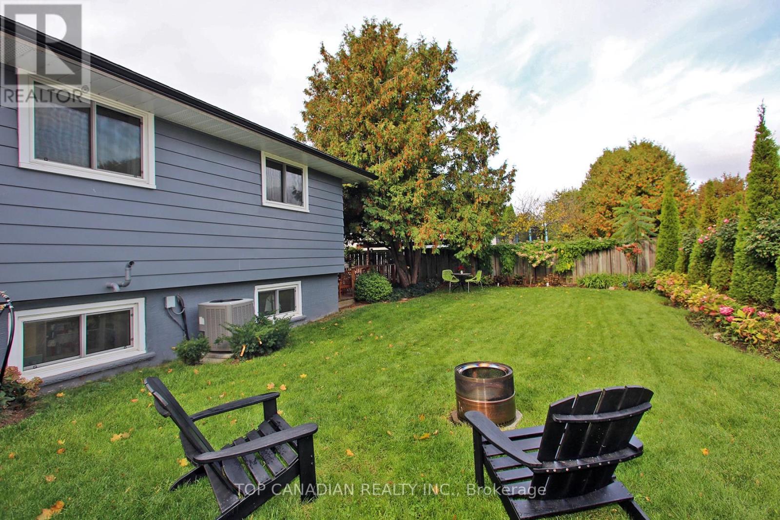645 Castleguard Crescent, Burlington (Roseland), Ontario  L7N 2W7 - Photo 29 - W12478182