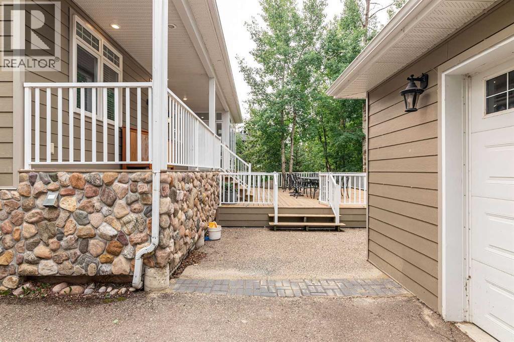 244 Canal Street, Rural Ponoka County, Alberta  T4L 2N3 - Photo 37 - A2266195