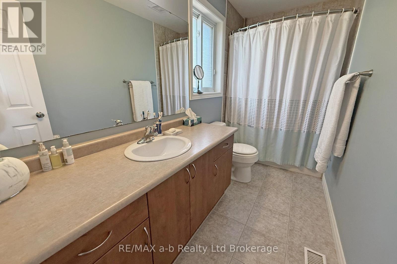 501 Tatham Boulevard, Woodstock, Ontario  N4T 0A7 - Photo 26 - X12480318