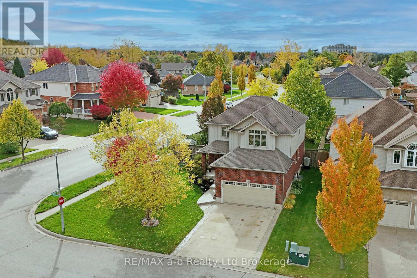 501 Tatham Boulevard, Woodstock, Ontario  N4T 0A7 - Photo 3 - X12480318