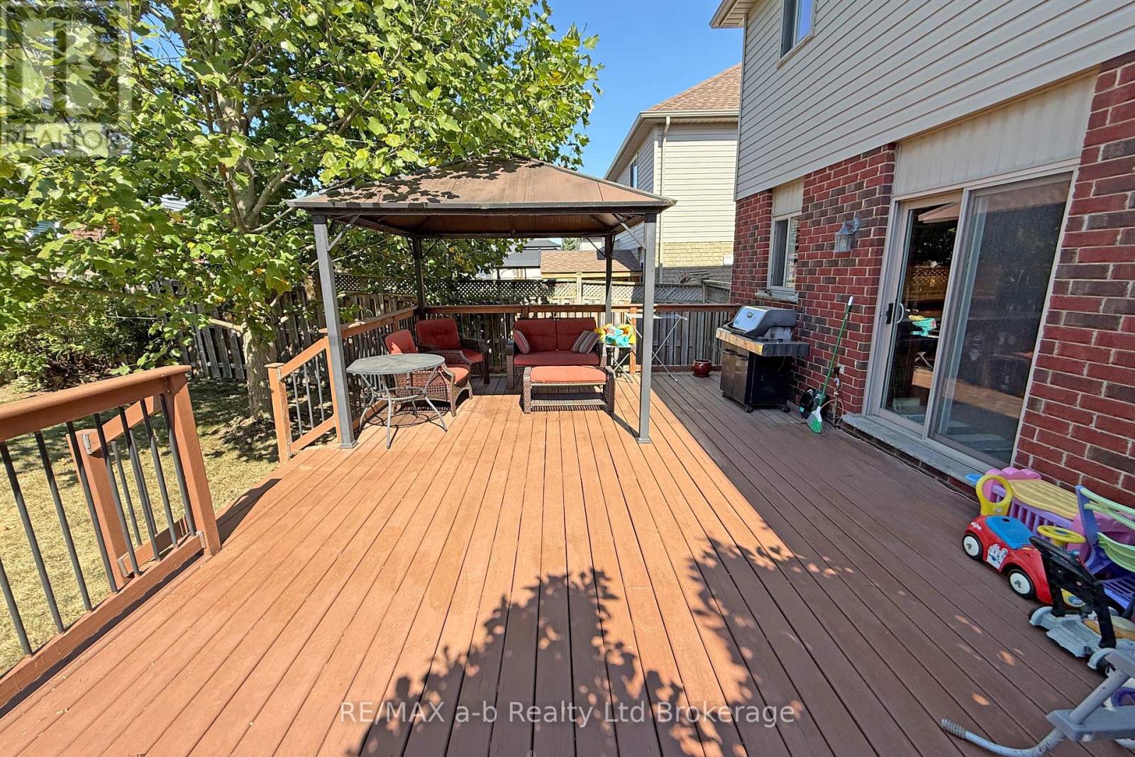 501 Tatham Boulevard, Woodstock, Ontario  N4T 0A7 - Photo 40 - X12480318