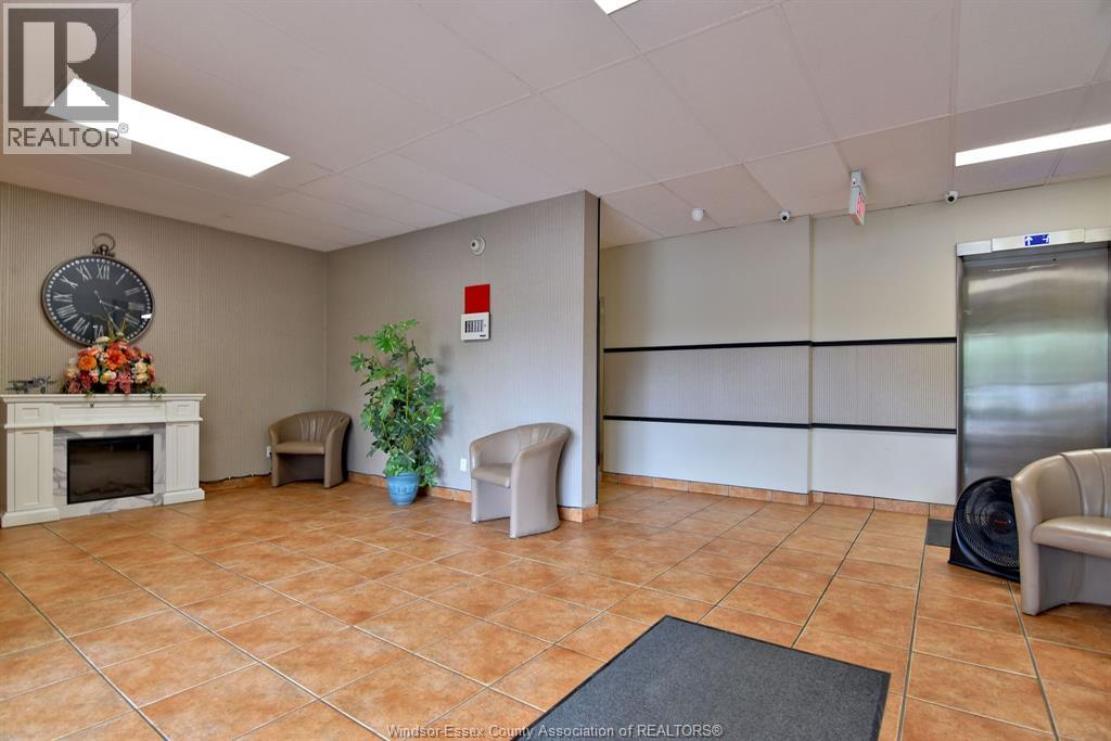 6520 Thornberry Unit# 155, Windsor, Ontario  N8T 2X2 - Photo 4 - 25027091