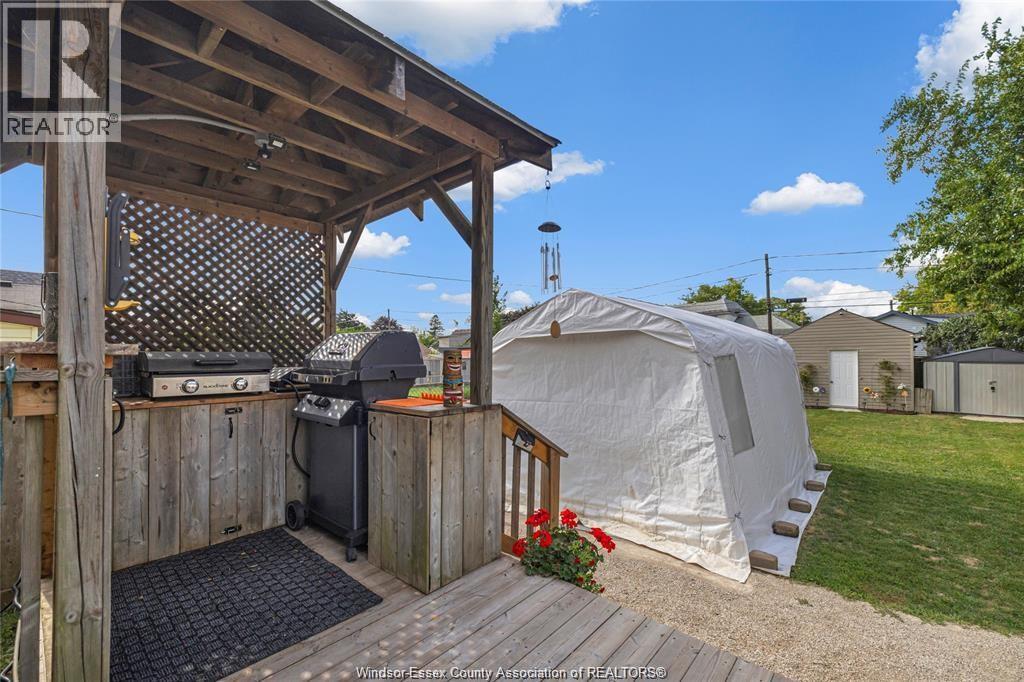 650 Vanier Street, Windsor, Ontario  N8X 3E3 - Photo 7 - 25027090
