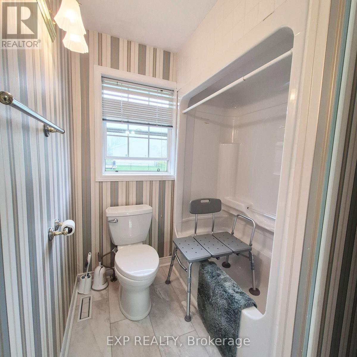 700 Barcovan Beach Road, Quinte West, Ontario  K0K 1L0 - Photo 19 - X12480197