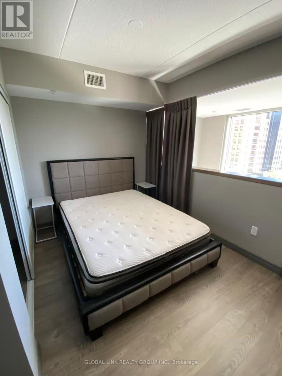 701 - 321 Spruce Street, Waterloo, Ontario  N2L 0G4 - Photo 8 - X12480205