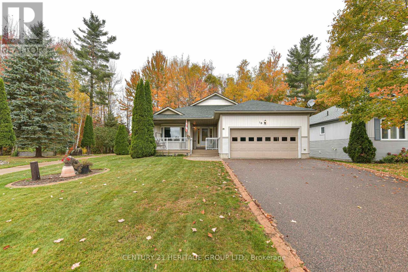 19 SPRINGWOOD CRESCENT, Gravenhurst, Ontario