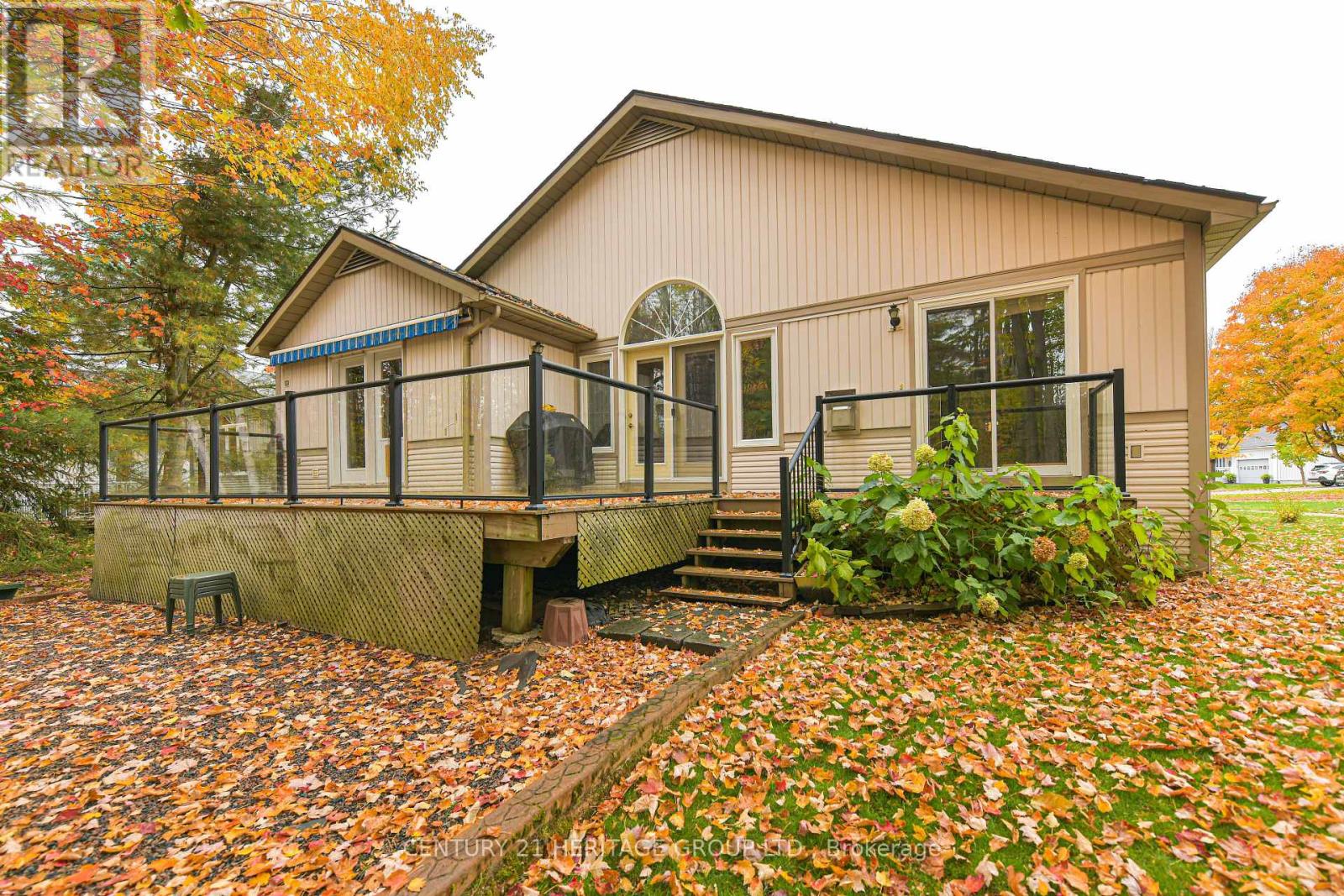 19 Springwood Crescent, Gravenhurst, Ontario  P1P 1Z1 - Photo 4 - X12480237