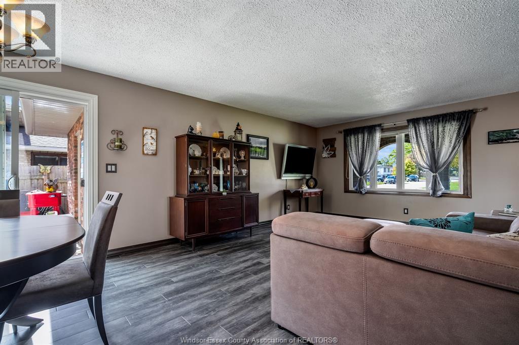 265 Stonehedge, Kingsville, Ontario  N9Y 3L5 - Photo 6 - 25027036