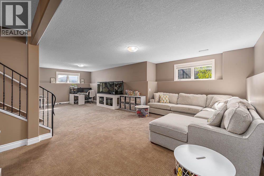 1015 Carriage Lane Drive, Carstairs, Alberta  T0M 0N0 - Photo 28 - A2254682