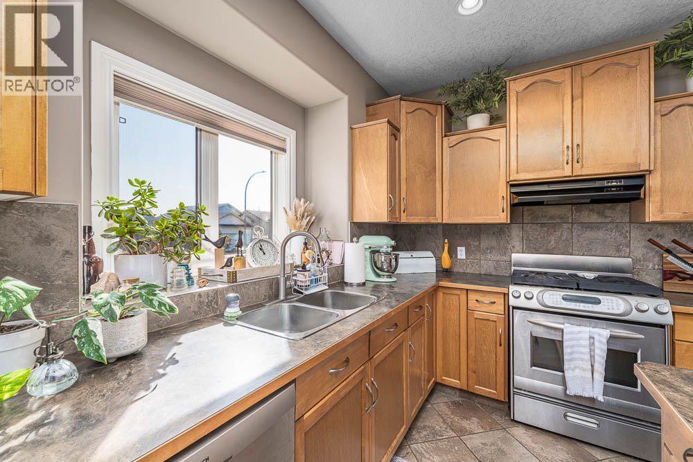 1015 Carriage Lane Drive, Carstairs, Alberta  T0M 0N0 - Photo 16 - A2254682