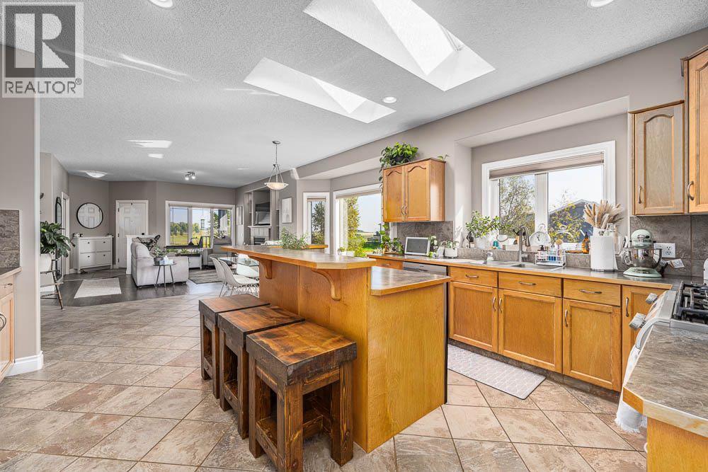 1015 Carriage Lane Drive, Carstairs, Alberta  T0M 0N0 - Photo 15 - A2254682