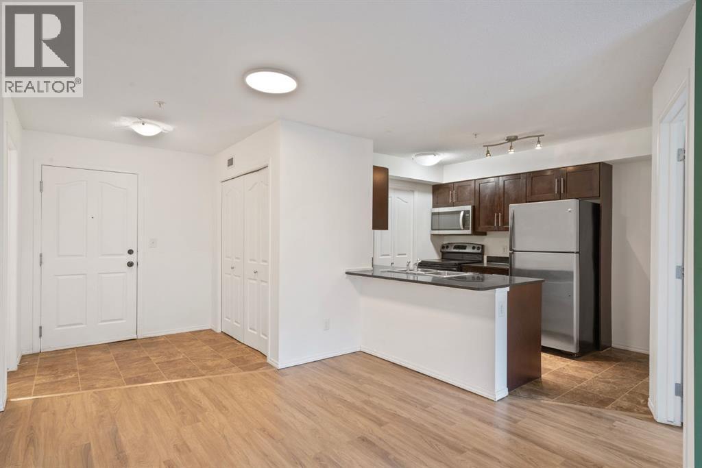 207, 7130 80 Avenue Ne, Calgary, Alberta  T3B 0N5 - Photo 1 - A2256269