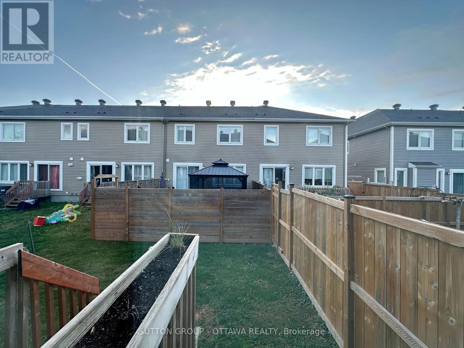 707 Logperch Circle, Ottawa, Ontario  K2J 6K2 - Photo 16 - X12474710