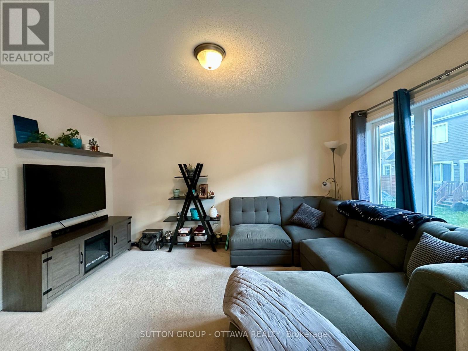 707 Logperch Circle, Ottawa, Ontario  K2J 6K2 - Photo 6 - X12474710