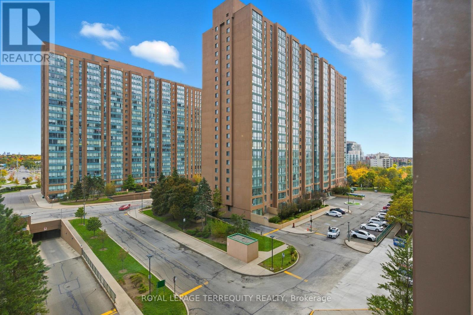 712 - 155 Hillcrest Avenue, Mississauga (Cooksville), Ontario  L5B 3Z2 - Photo 22 - W12443511