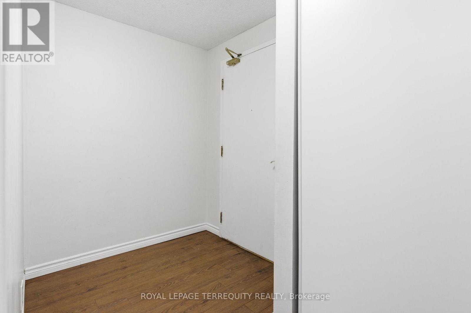 712 - 155 Hillcrest Avenue, Mississauga (Cooksville), Ontario  L5B 3Z2 - Photo 20 - W12443511