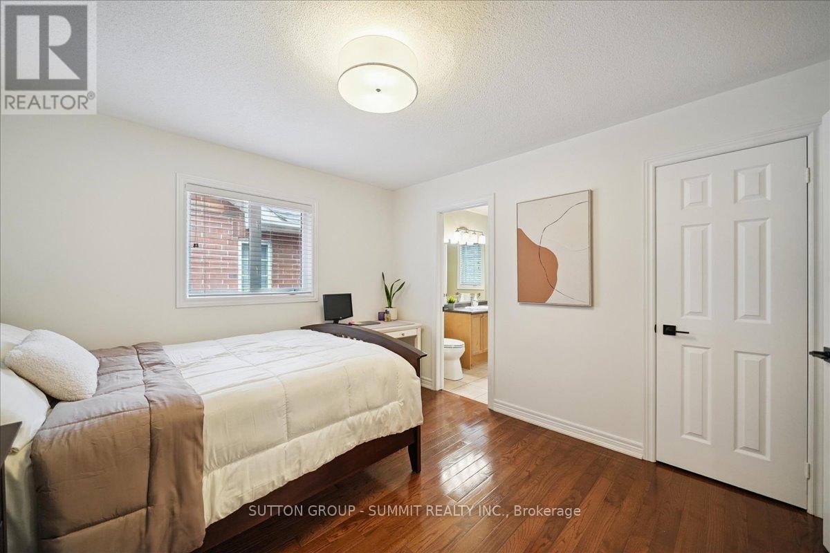2237 Adirondak Trail, Oakville (Wm Westmount), Ontario  L6M 4W4 - Photo 26 - W12480213