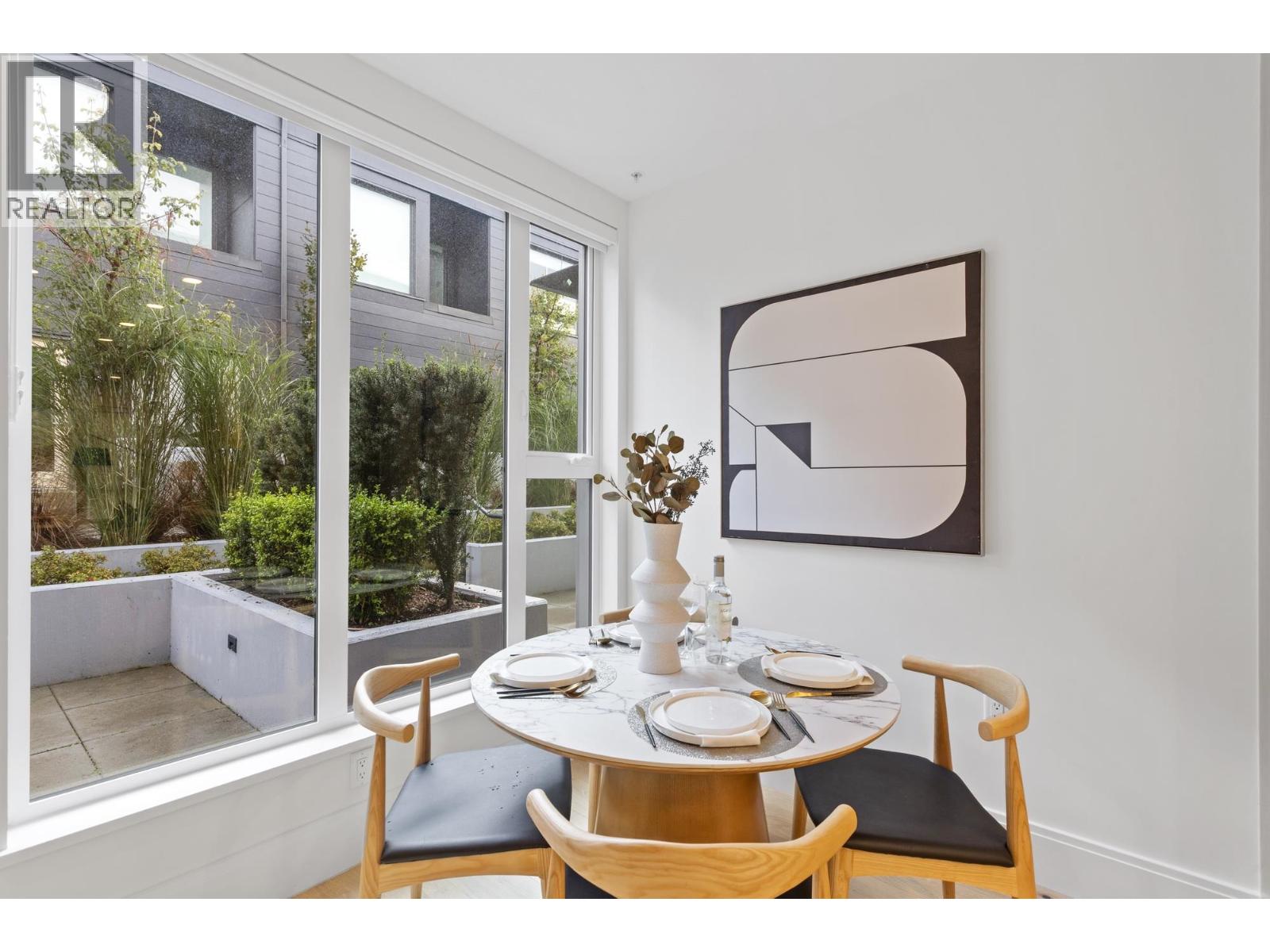 563 W 26th Avenue, Vancouver, British Columbia  V5Z 2E4 - Photo 3 - R3061564