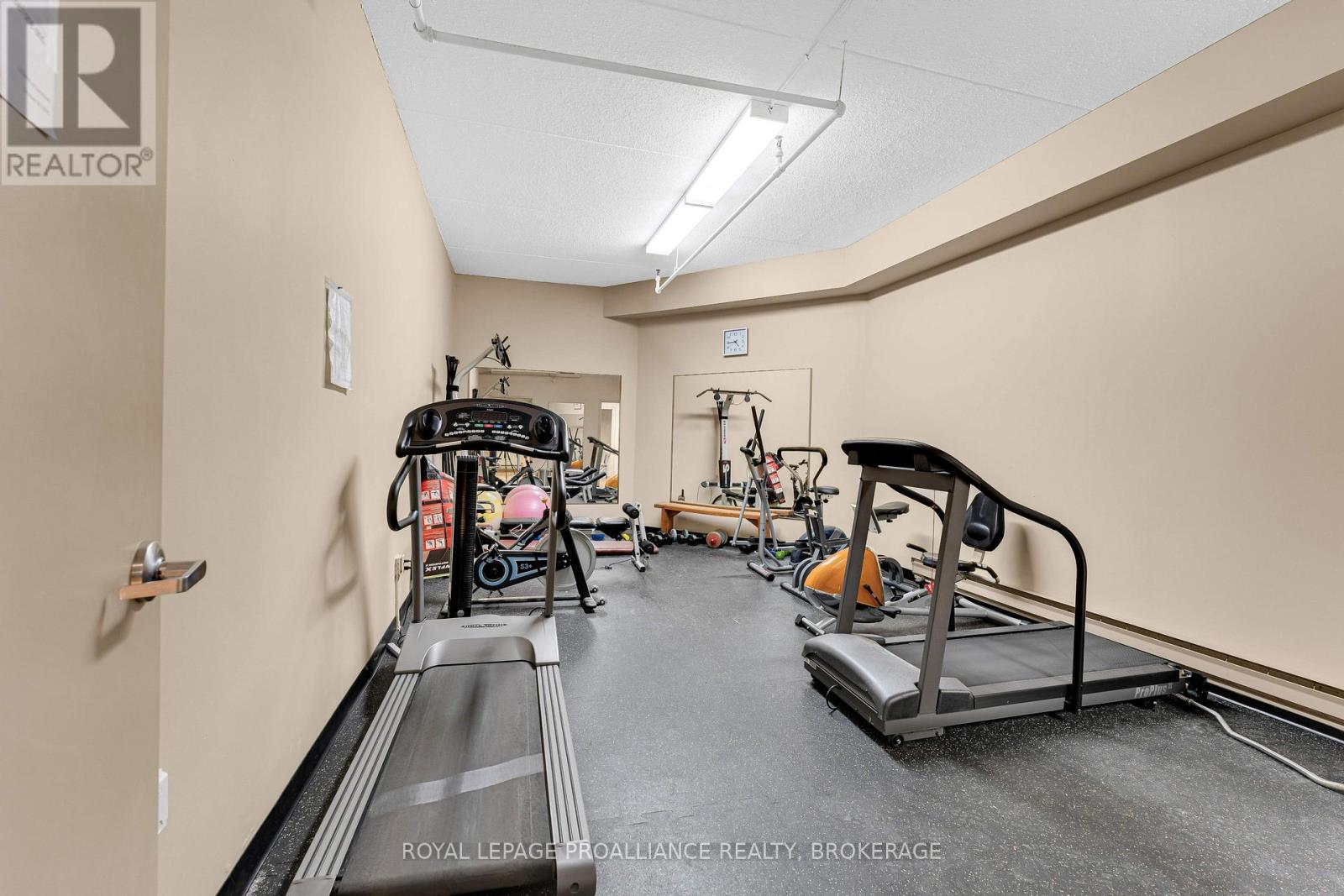 302 - 50 Market Street, Gananoque, Ontario  K7G 2M3 - Photo 39 - X12480435