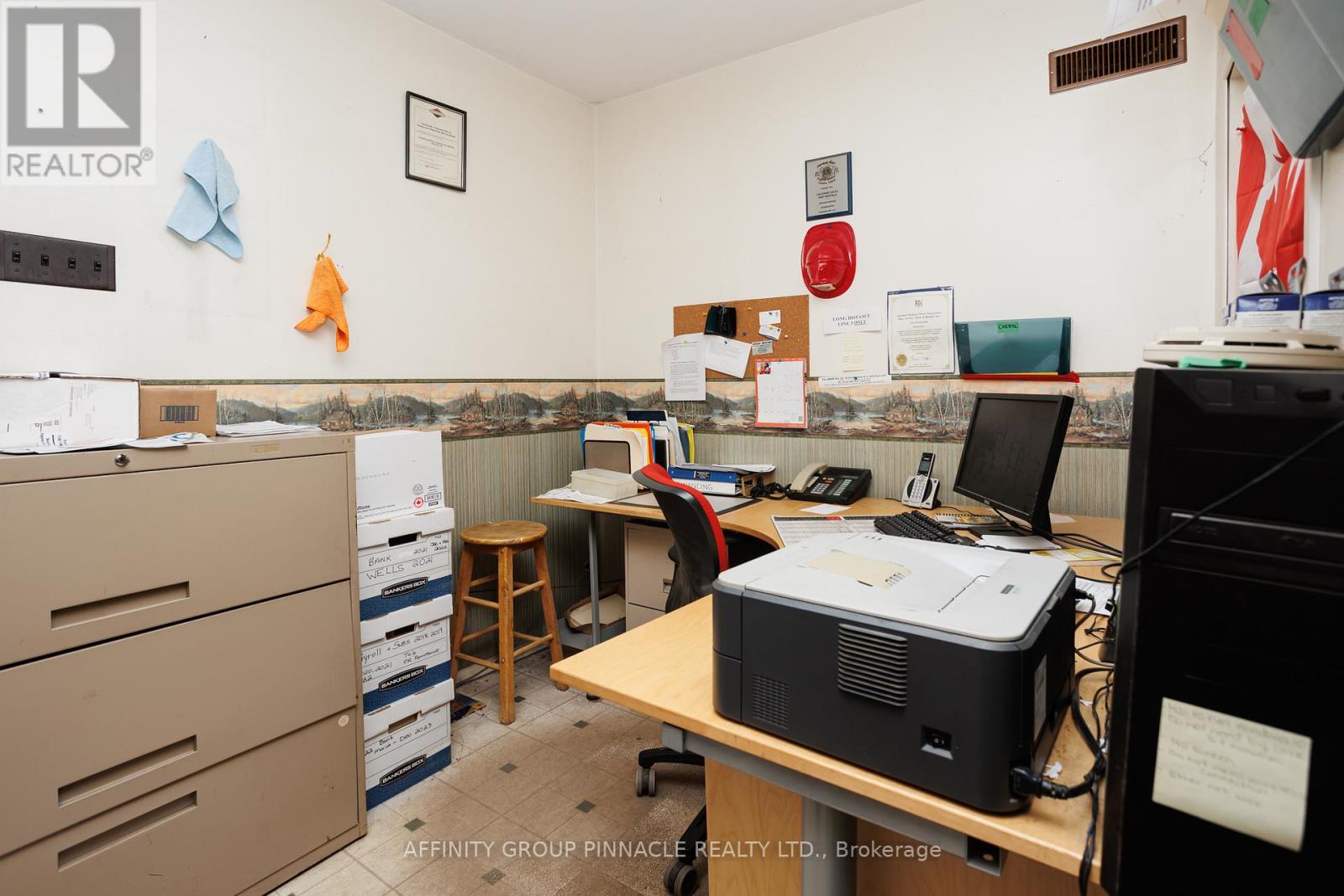 1187 Hwy 7 Highway, Kawartha Lakes, Ontario  K0M 2M0 - Photo 13 - X12480463